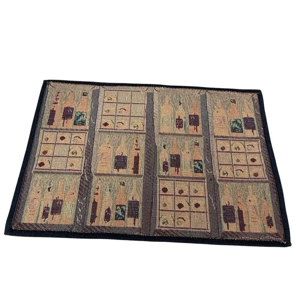 Unbranded set placemats